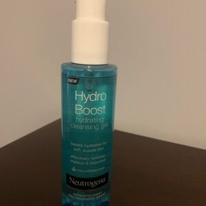 NEW- Neutrogena Hydro Boost Hydrating Cleansing Gel